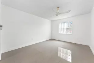 5190 E Sabal Palm Blvd, Tamarac, FL 33319 - Photo 13