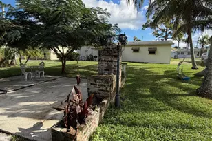 813 Burch Dr, West Palm Beach, FL 33415 - Photo 39