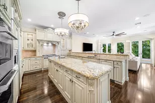 398 NE 7th St, Boca Raton, FL 33432 - Photo 19