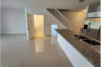 5067 SE Mariner Garden Circle, Stuart, FL 34997 - Photo 15