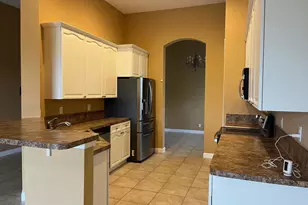 331 NW Somerset Cir, Port Saint Lucie, FL 34983 - Photo 3