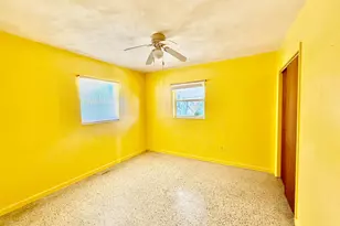 1601 NE Maureen Ct, Jensen Beach, FL 34957 - Photo 11