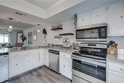 18350 SE Wood Haven Lane, Unit #J, Jupiter, FL 33469 - Photo 13