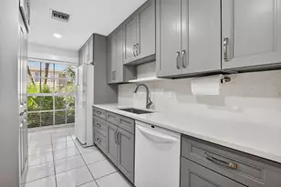 13942 Via Flora Unit, Delray Beach, FL 33484 - Photo 3