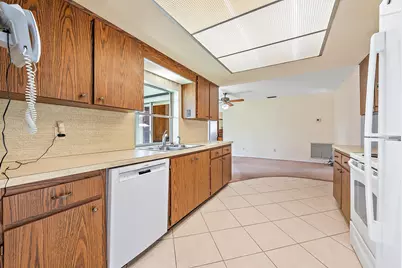 109 W Palmetto Road, Lake Worth, FL 33467 - Photo 13