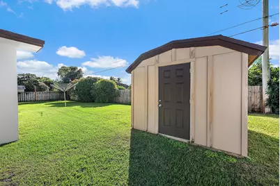 109 W Palmetto Road, Lake Worth, FL 33467 - Photo 23