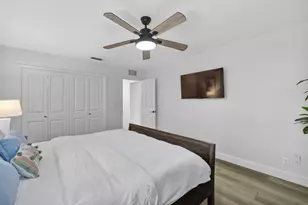 903 SW 28th Ave, Boynton Beach, FL 33435 - Photo 29