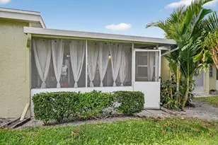 1040 N Palm Ln, Delray Beach, FL 33445 - Photo 33