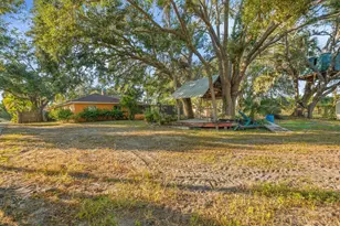 619 29th St E, Bradenton, FL 34208 - Photo 35