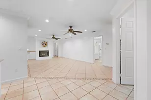 619 29th St E, Bradenton, FL 34208 - Photo 13