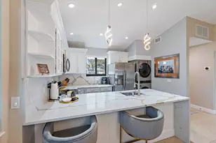 212 Club Dr, Palm Beach Gardens, FL 33418 - Photo 5