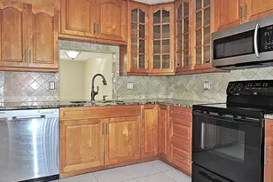 5040 Society Pl E, West Palm Beach, FL 33415 - Photo 3