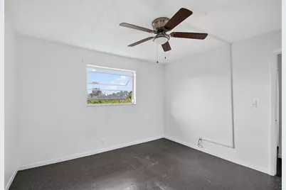 1406 Barton Road, Unit #15, Lake Worth Beach, FL 33460 - Photo 15