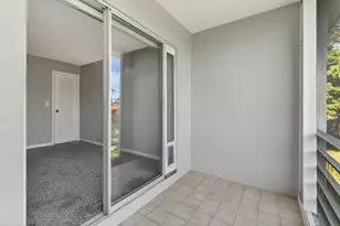 10000 Meridian Way N, Palm Beach Gardens, FL 33410 - Photo 27