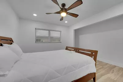 5043 Cresthaven Boulevard, Unit #F, West Palm Beach, FL 33415 - Photo 17