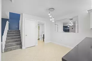 617 6th Ln, Palm Beach Gardens, FL 33418 - Photo 13