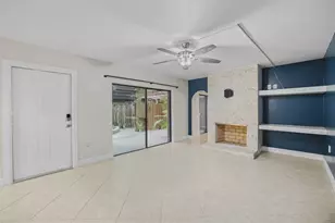 617 6th Ln, Palm Beach Gardens, FL 33418 - Photo 9