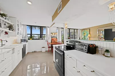 800 Jeffery Street, Unit #204, Boca Raton, FL 33487 - Photo 1