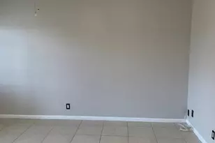 111 SE 1st St, Boynton Beach, FL 33435 - Photo 17