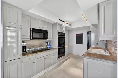 4050 N Ocean Drive, Unit #301, Riviera Beach, FL 33404 - Photo 17