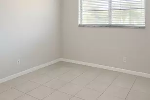 665 Glouchester St, Boca Raton, FL 33487 - Photo 3