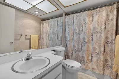 1069 Hillsboro Mile, Unit #802, Hillsboro Beach, FL 33062 - Photo 19