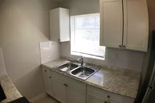 170 Loquate Tree Dr, Lake Worth, FL 33462 - Photo 3