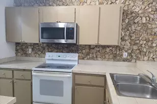 4049 SW 68th Way, Miramar, FL 33023 - Photo 7