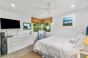 210 Debra Ln, Palm Beach, FL 33480 - Photo 13