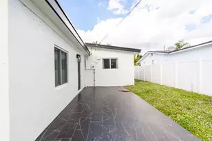 6370 Plunkett St, Hollywood, FL 33023 - Photo 35