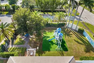 8085 Saw Palmetto Ln, Boynton Beach, FL 33436 - Photo 11