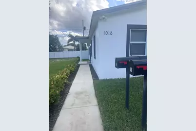 1016 State Street, Unit #1-2, West Palm Beach, FL 33407 - Photo 1