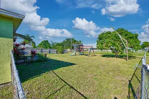 1407 SE Grapeland Ave, Port Saint Lucie, FL 34952 - Photo 25