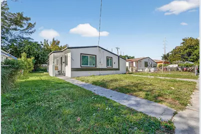 5909 Pinewood Avenue, West Palm Beach, FL 33407 - Photo 39