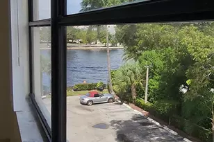 105 S Riverside Dr, Pompano Beach, FL 33062 - Photo 27