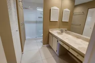 1203 Lakeview Dr E, Royal Palm Beach, FL 33411 - Photo 23