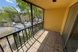 450 NW 20th St, Boca Raton, FL 33431 - Photo 11