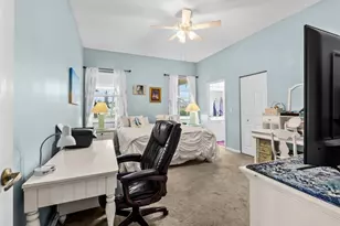 4668 SE Winter Haven Ct, Stuart, FL 34997 - Photo 15