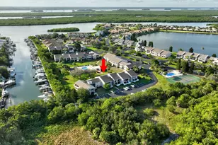 3207 S Lakeview Cir, Hutchinson Island, FL 34949 - Photo 31