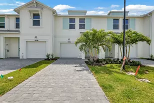 5694 SE Edgewater Cir, Stuart, FL 34997 - Photo 1