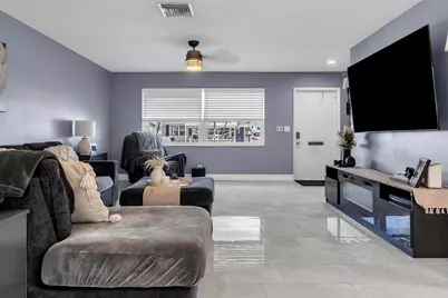 1013 SW 16th Street, Boynton Beach, FL 33426 - Photo 7