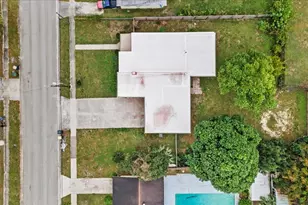 1407 Wyoming Ave, Fort Pierce, FL 34982 - Photo 7