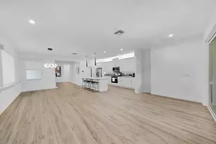 10219 SW Corvus Ln, Port Saint Lucie, FL 34987 - Photo 9