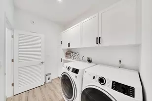 10219 SW Corvus Ln, Port Saint Lucie, FL 34987 - Photo 17