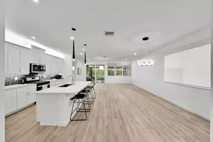 10219 SW Corvus Ln, Port Saint Lucie, FL 34987 - Photo 5