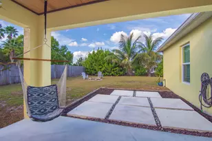 2671 SE Caladium Ave, Port Saint Lucie, FL 34952 - Photo 23