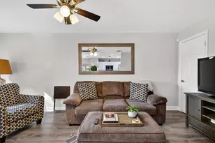 6698 Old Farm Trail, Boynton Beach, FL 33437 - Photo 7