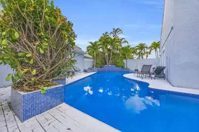 39 Dorchester Circle, Palm Beach Gardens, FL 33418 - Photo 15