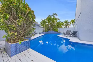 39 Dorchester Cir, Palm Beach Gardens, FL 33418 - Photo 15