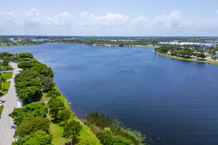 1802 Lake Osborne Dr, Lake Worth Beach, FL 33461 - Photo 47